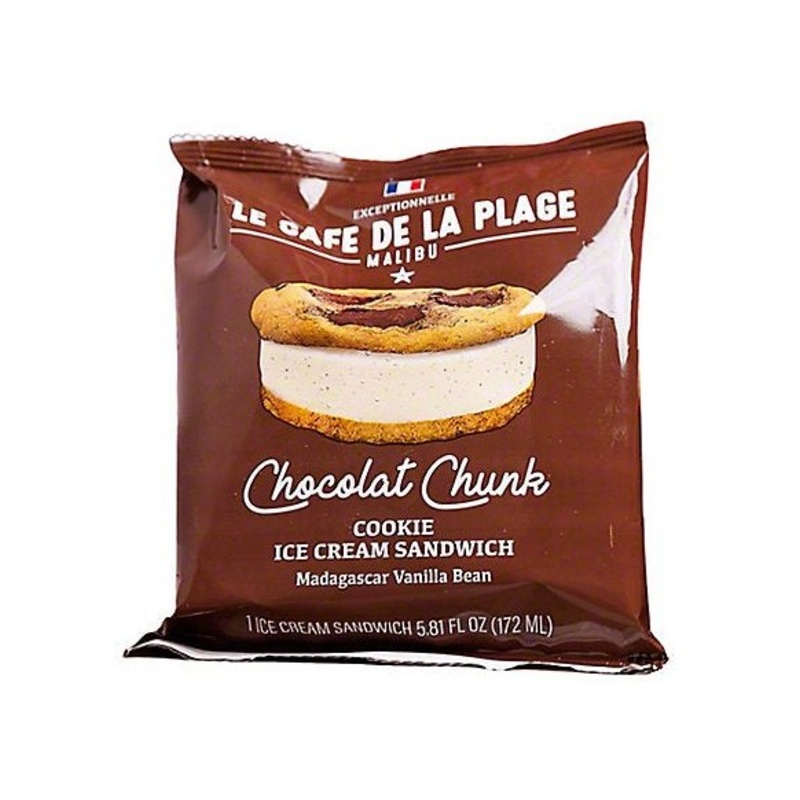 LE CAFE DE LA PLAGE Chocolate Chunk Macaron Ice Cream Sandwich