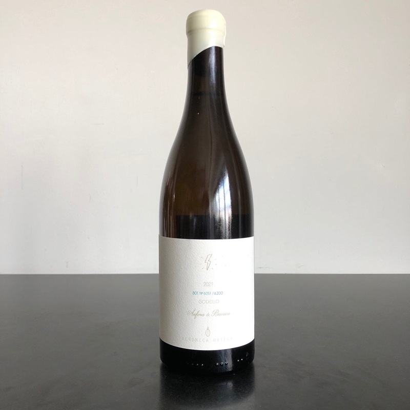 2021 Veronica Ortega Tormenta Anfora y Barrica Godello, Bierzo, Spain