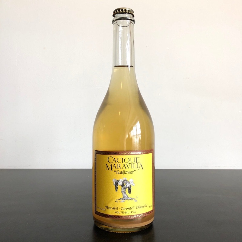 2021 Cacique Maravilla 'Gutiflower' Moscatel and Corinto, Yumbel, Chile