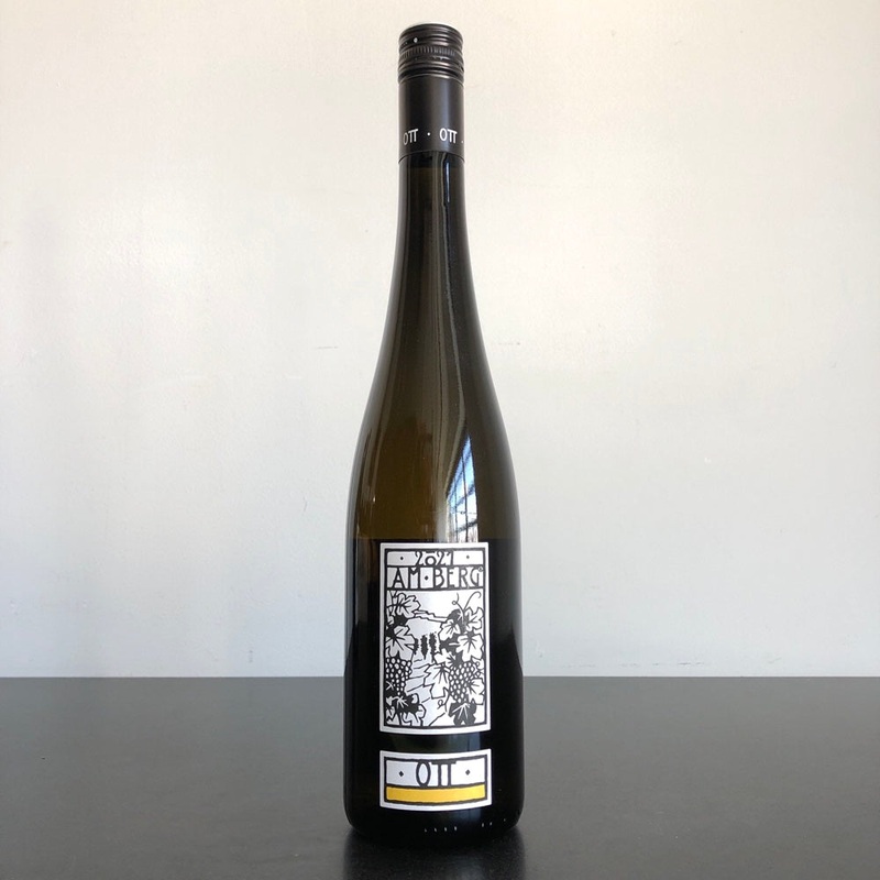 2021 Weingut Bernhard Ott 'Am Berg' Gruner Veltliner Wagram, Austria