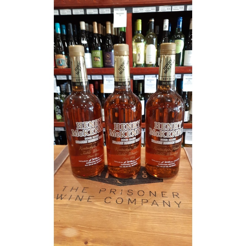 Henry McKenna Sour Mash Straight Bourbon Whiskey Older Style Bottling 1Lt