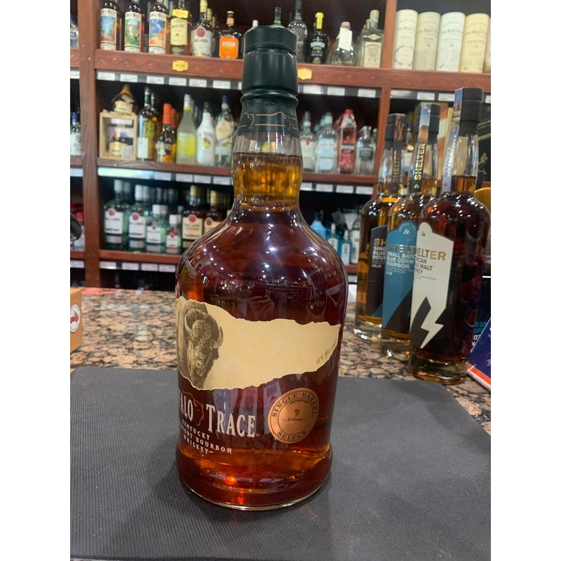 Buffalo Trace Kentucky Straight Bourbon Whiskey Single Barrel Pick 1.75Lt
