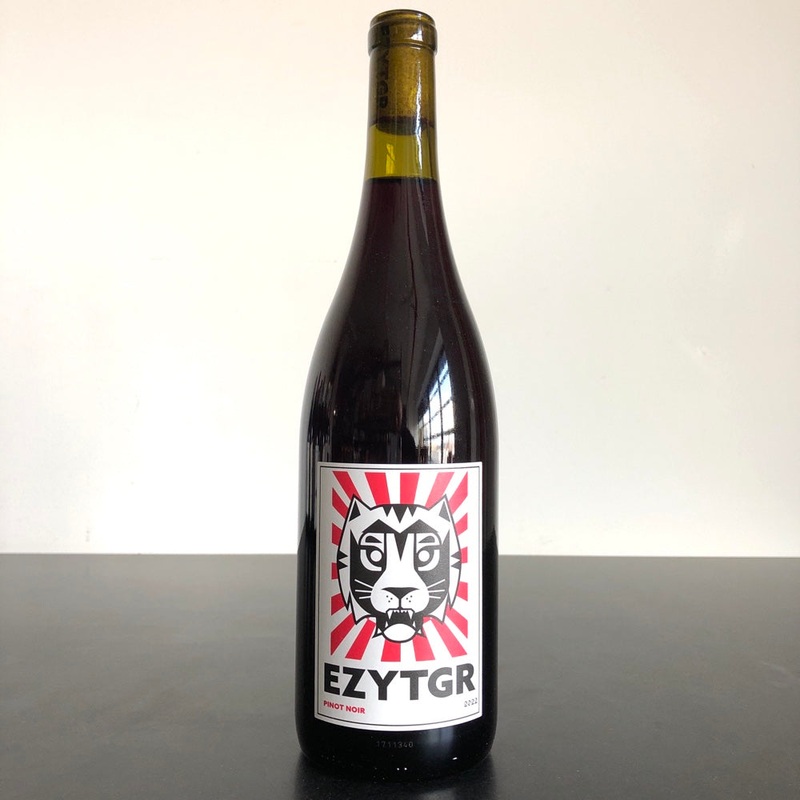 2022 Ovum EZY TGR Pinot Noir, Willamette Valley, USA